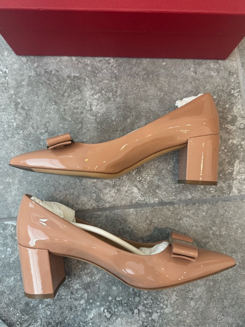Salvatore Ferragamo Vara Bow Nude Blush Patent Leather Block Heels Alice 55 - Picture 7 of 15
